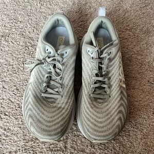 Hoka Men’s Gaviota 5 Running Shoes in Barley/Oat Milk Size 10